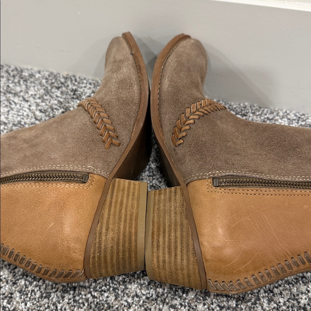 Diba True Say Again Two Toned Ankle Bootie Western Braided Leather Upper Sz 8.5 - Picture 5 of 9